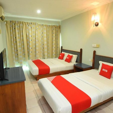Oyo 89642 Highway Inn Mukah Экстерьер фото