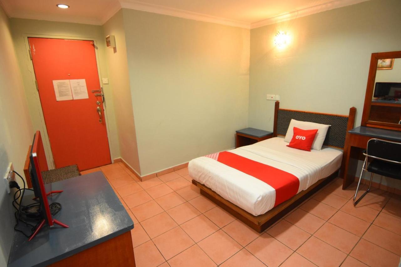 Oyo 89642 Highway Inn Mukah Экстерьер фото